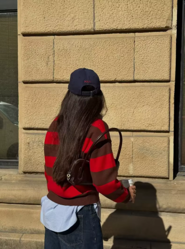 Sweater ETJ Street Style